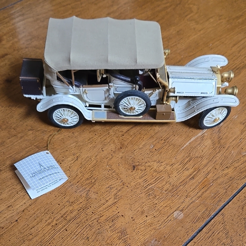 Franklin Mint B11RU78 1911 Rolls Royce Tourer Silver Ghost Limited Edition 1:24